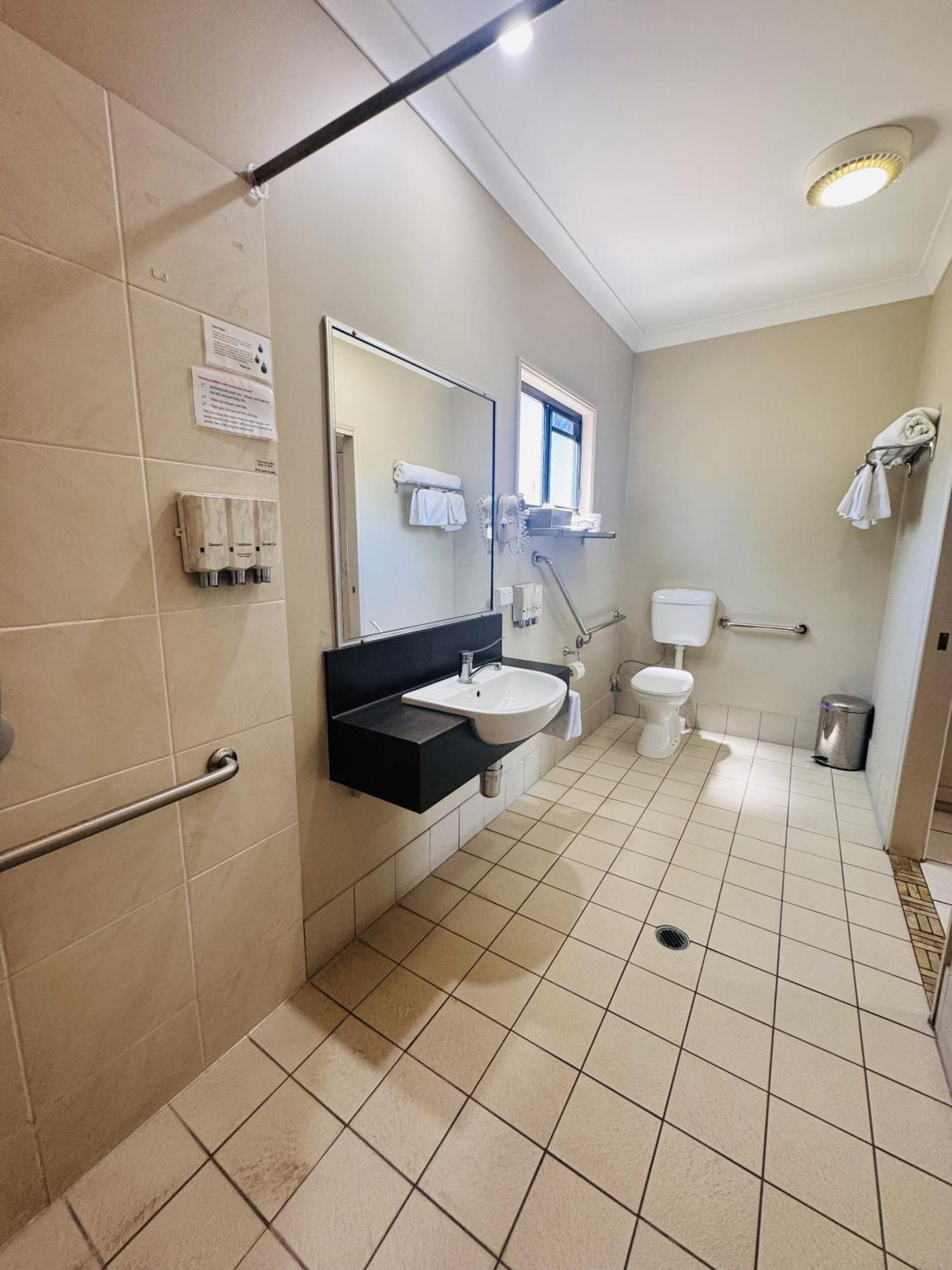 Best Western Bungil Creek Motel Roma Extérieur photo