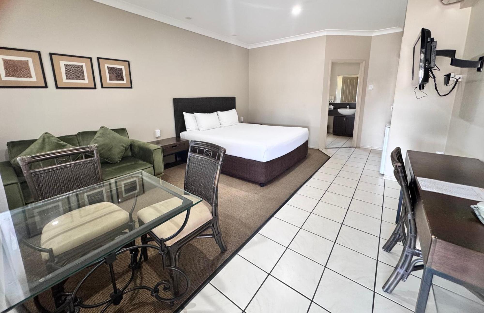 Best Western Bungil Creek Motel Roma Extérieur photo