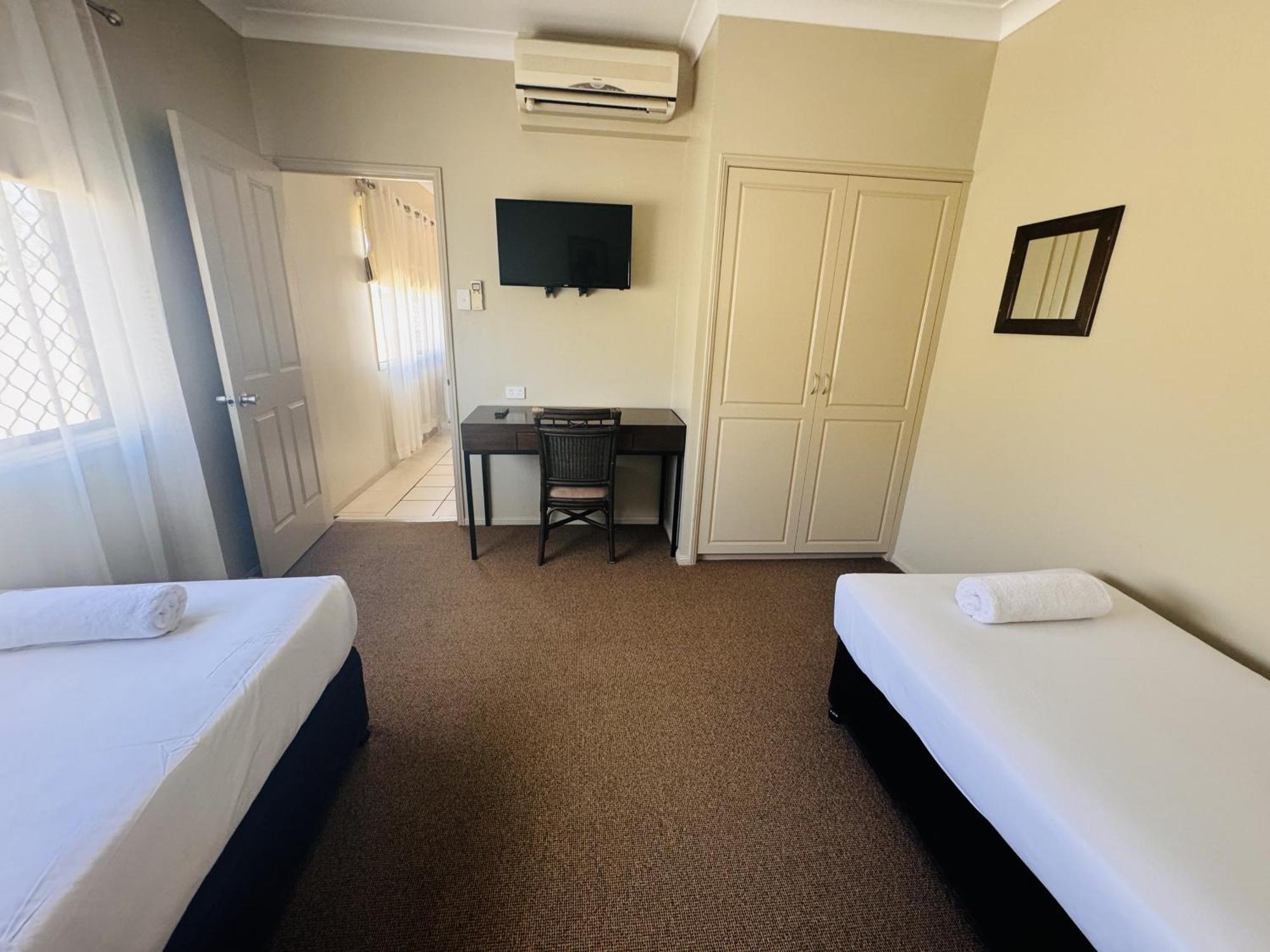 Best Western Bungil Creek Motel Roma Extérieur photo