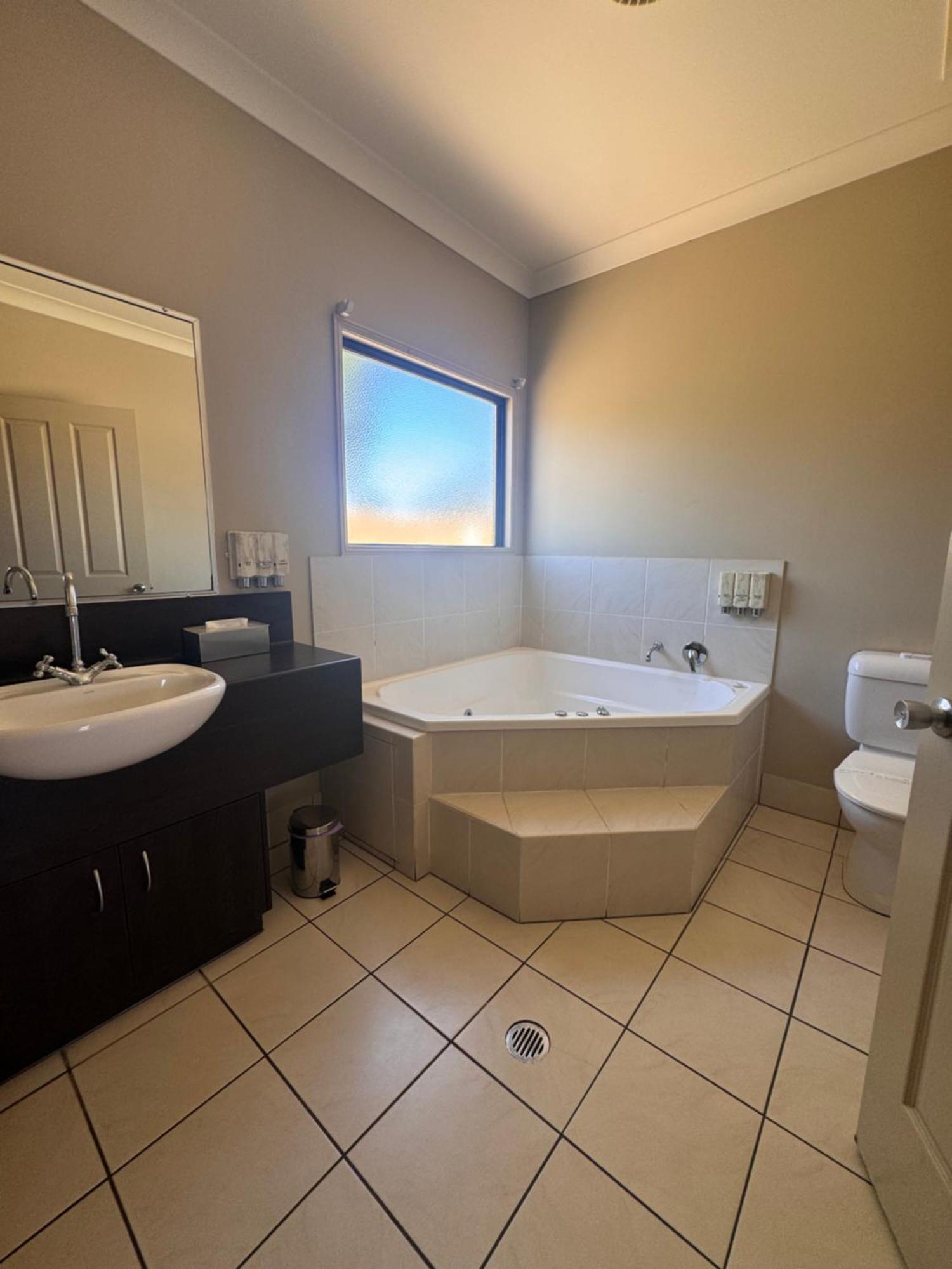 Best Western Bungil Creek Motel Roma Extérieur photo