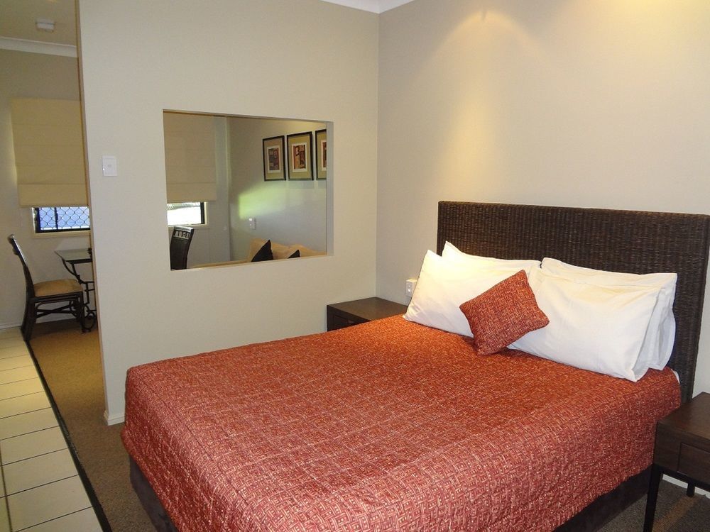 Best Western Bungil Creek Motel Roma Extérieur photo