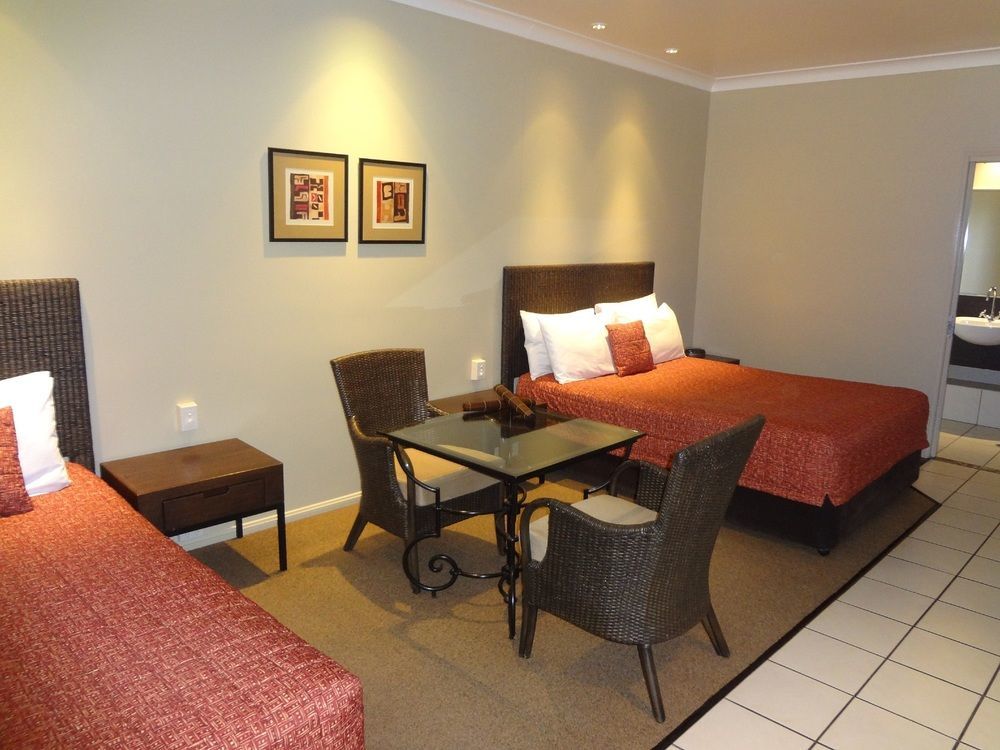 Best Western Bungil Creek Motel Roma Extérieur photo