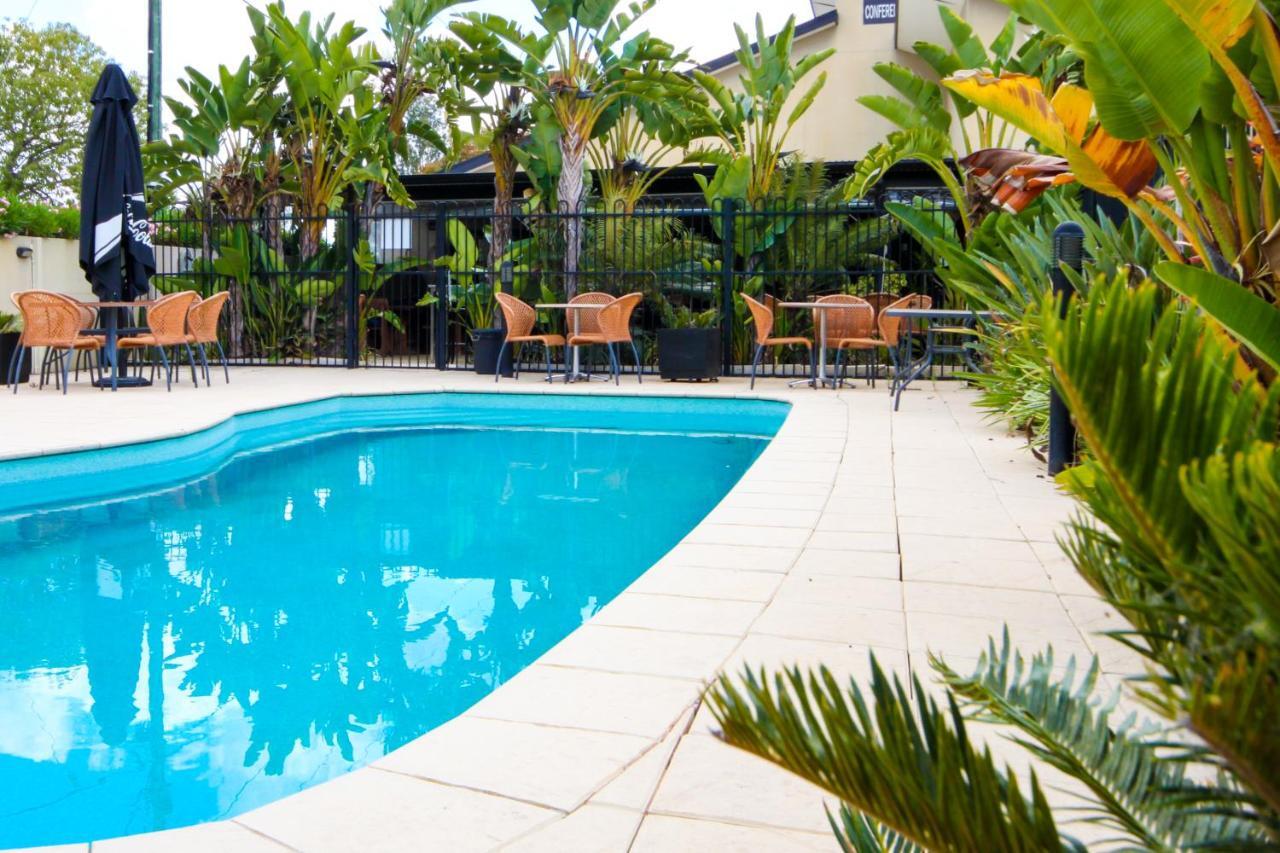 Best Western Bungil Creek Motel Roma Extérieur photo